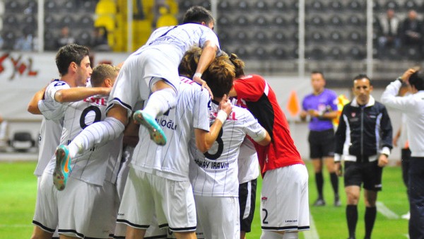 Manisaspor Tavanl'ya patlad!